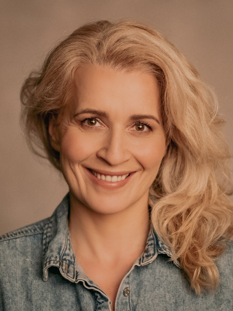 Kinga Ilgner, aktorka Teatru Narodowego. Fot. Marta Ankiersztejn