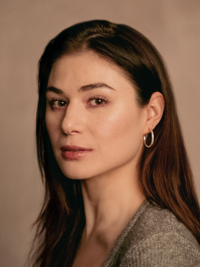 Zuzanna Saporznikow, aktorka Teatru Narodowego. Fot. Marta Ankiersztejn