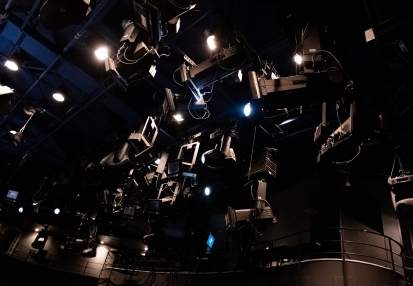 Teatr Narodowy, reflektory na Scenie przy Wierzbowej im. Jerzego Grzegorzewskiego. Fot. Marta Ankiersztejn